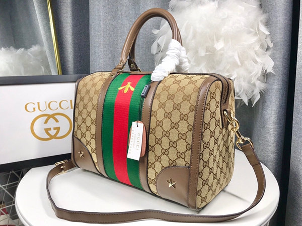 激安グッチバッグコピー側面デザイン